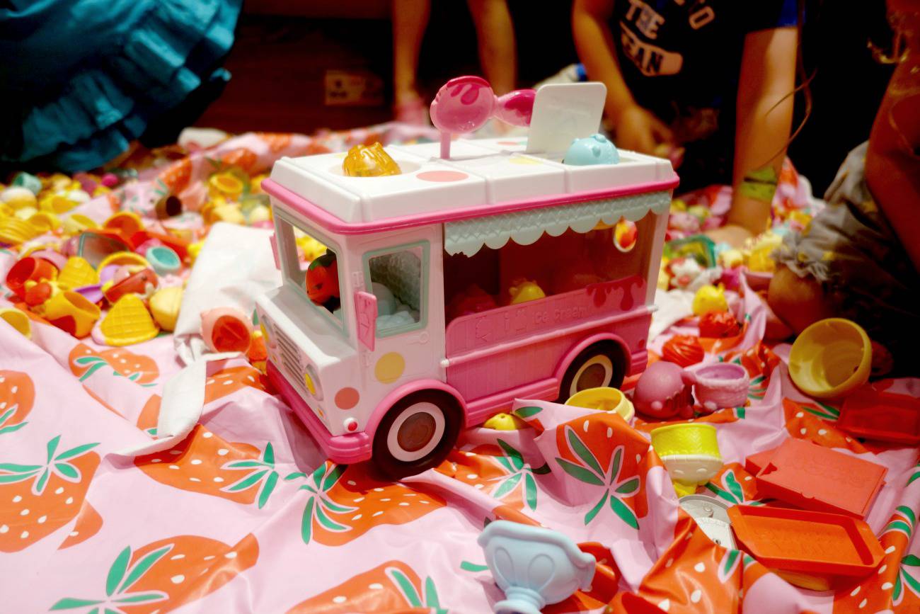 num noms event