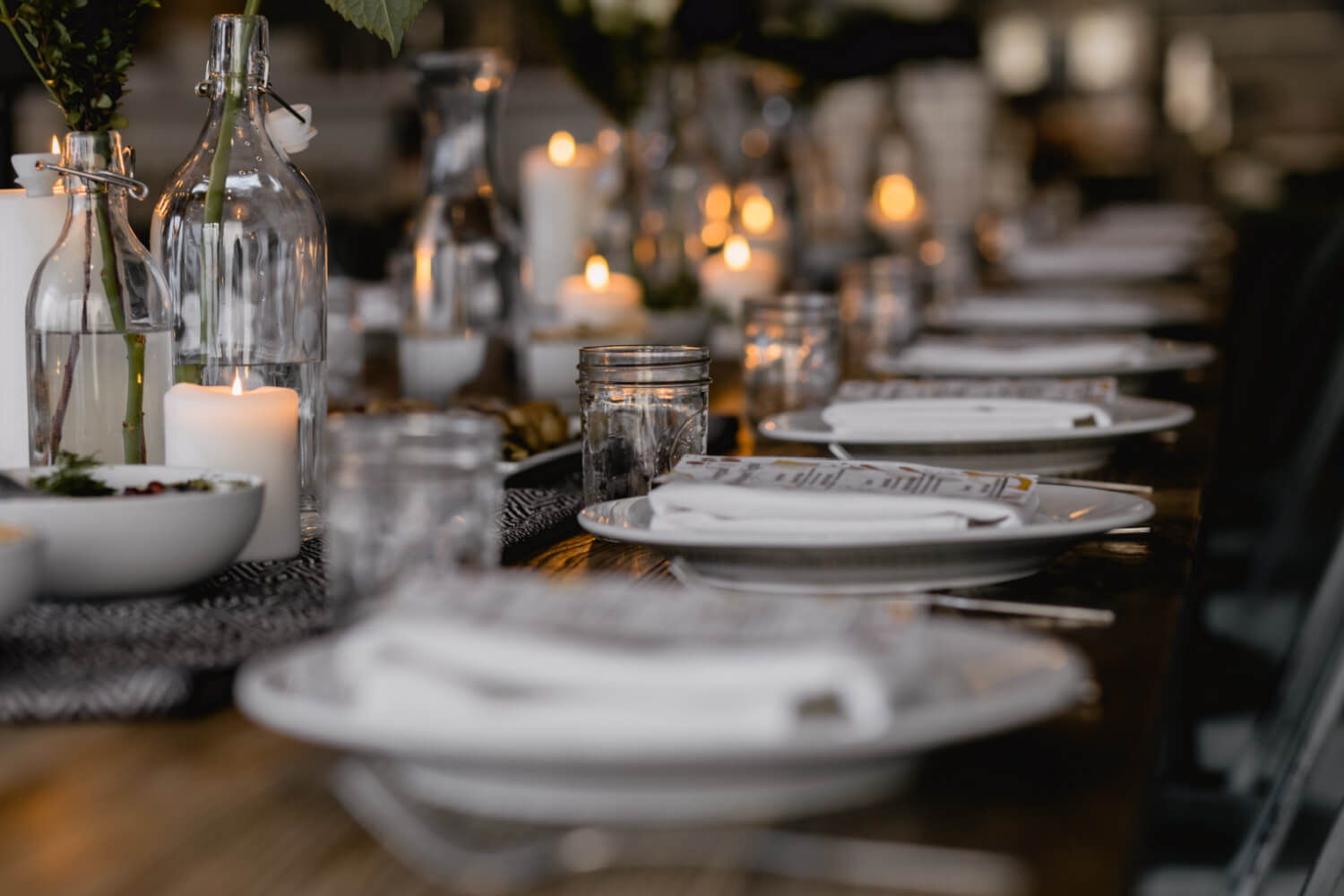 How to Host the Perfect Alfresco Dinner Party